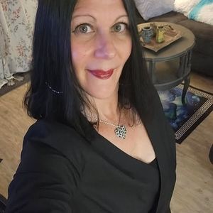 Meet your Posher, Cheryl